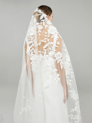 V-LA46-Veils-Pronovias-Rituals of Love-Vancouver Canada