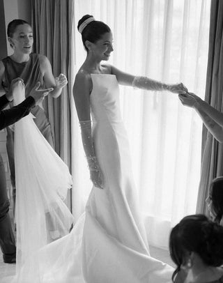 LA-03 Gloves-Bridal Sleeves-Pronovias-Rituals of Love-Vancouver Canada