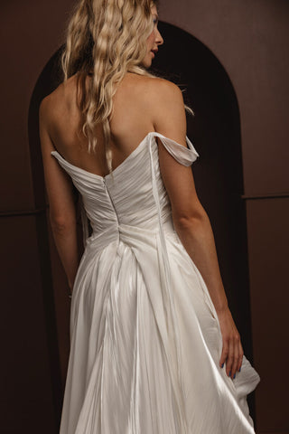 Printemps Gown-Wedding Gowns-Rue de Seine-Rituals of Love-Vancouver Canada
