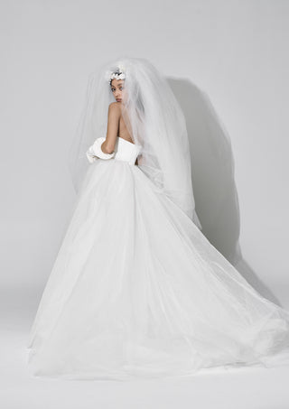 Sunday Gown-Wedding Gowns-Vera Wang-Rituals of Love-Vancouver Canada