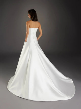 Sagrada Gown-Wedding Gowns-Pronovias Atelier-Rituals of Love-Vancouver Canada