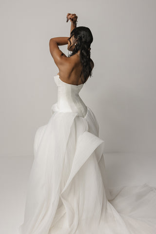 Salomé Gown-Wedding Gowns-Saint-Rituals of Love-Vancouver Canada
