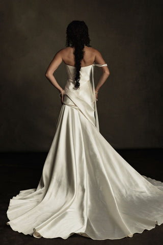 Scarlette Gown-Wedding Gowns-Saint-Rituals of Love-Vancouver Canada