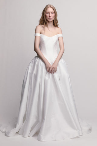 Stella Gown-Wedding Gowns-Watters-Rituals of Love-Vancouver Canada