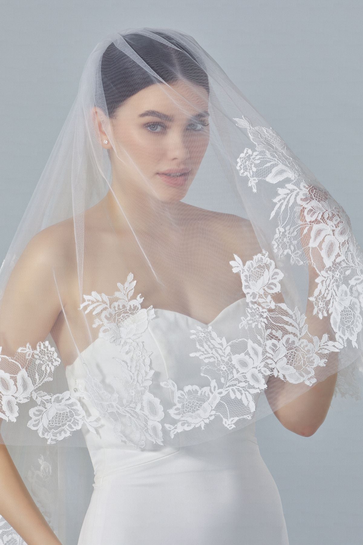 Pronovias 2024 cathedral veil