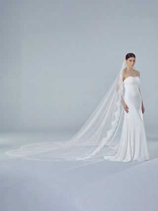 V-LA39 Veil-Veils-Pronovias-Rituals of Love-Vancouver Canada