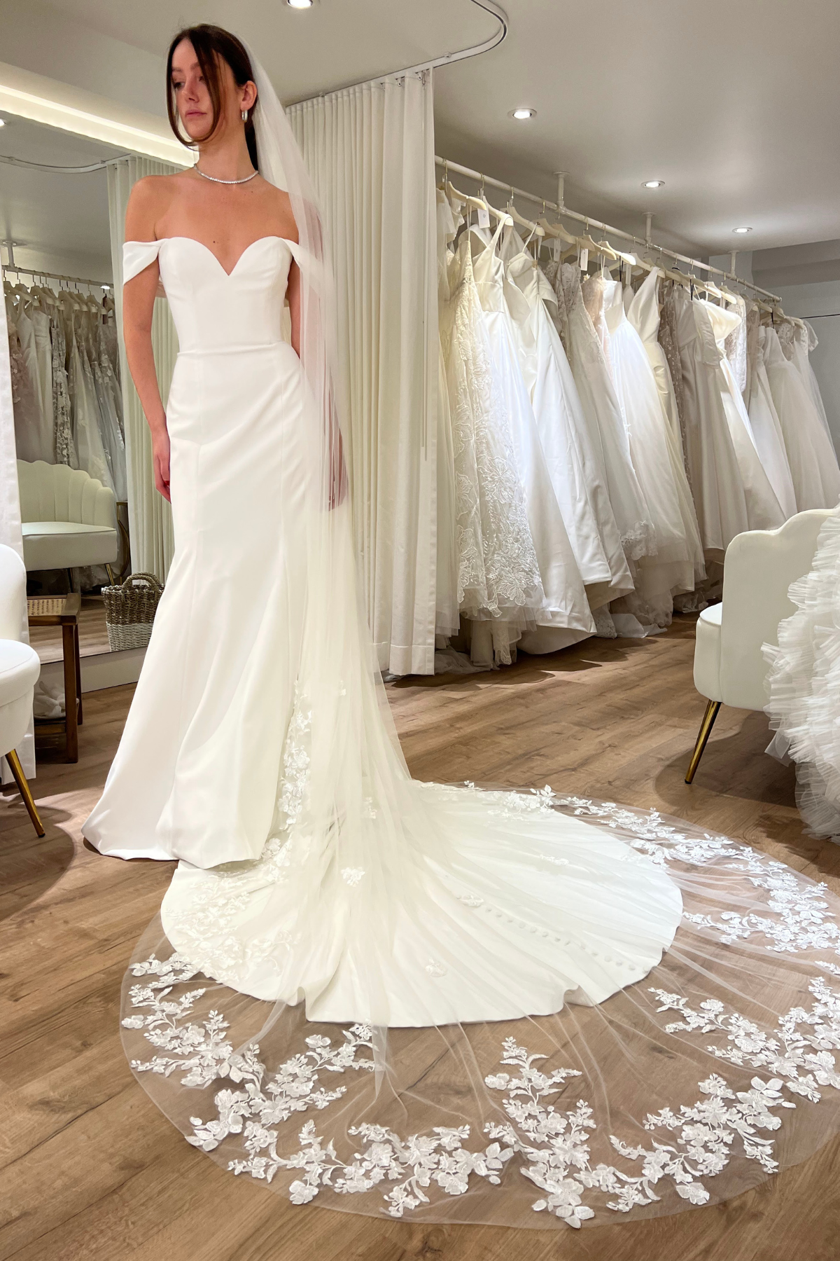 Discount wedding veils and accessories deals