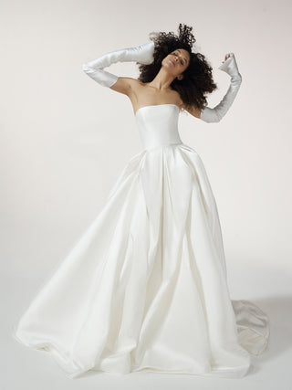 Meliora Gown-Wedding Gowns-Vera Wang-Rituals of Love-Vancouver Canada