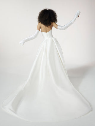 Meliora Gown-Wedding Gowns-Vera Wang-Rituals of Love-Vancouver Canada