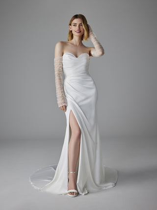 Romentina Gown-Wedding Gowns-Pronovias Atelier-Rituals of Love-Vancouver Canada