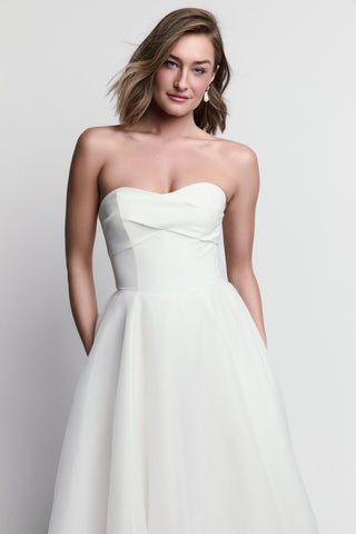 Eden Gown-Wedding Gowns-Watters-Rituals of Love-Vancouver Canada